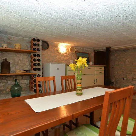 Apartment Edo 2075