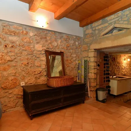 Apartment Edo 2075