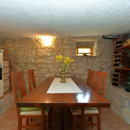 Apartment Edo 2075 Διαμέρισμα Vinkuran